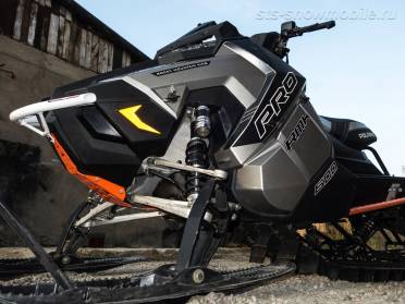 Снегоход Polaris Axys