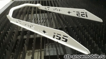 Усиленный задний бампер на снегоход Polaris Axys, 155" артикул STSЗБп009