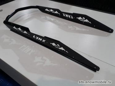 Задний бампер на снегоход Boondocker LYNX DS850 (длина гусеницы-3900) артикул STSЗБс015