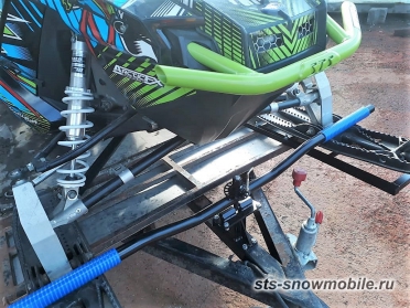 Крепления для быстрой фиксации снегохода в телеге. артикул STSАСу017