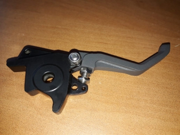 Укороченные и регулируемые курки (ручки) тормоза для Polaris артикул STSАС001