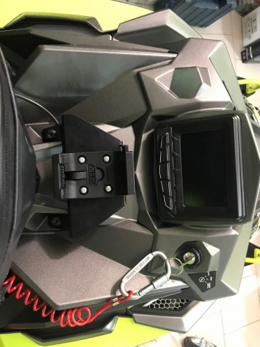 Универсальное крепление навигатора! артикул STSAC032