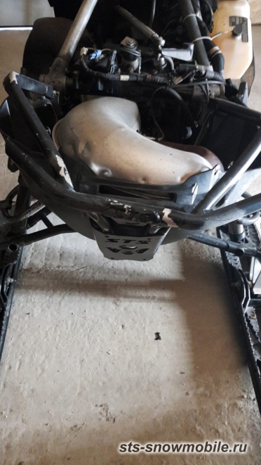 Передний бампер для снегохода Polaris RMK (толстостенная труба АМГ5) артикул STSПБп009